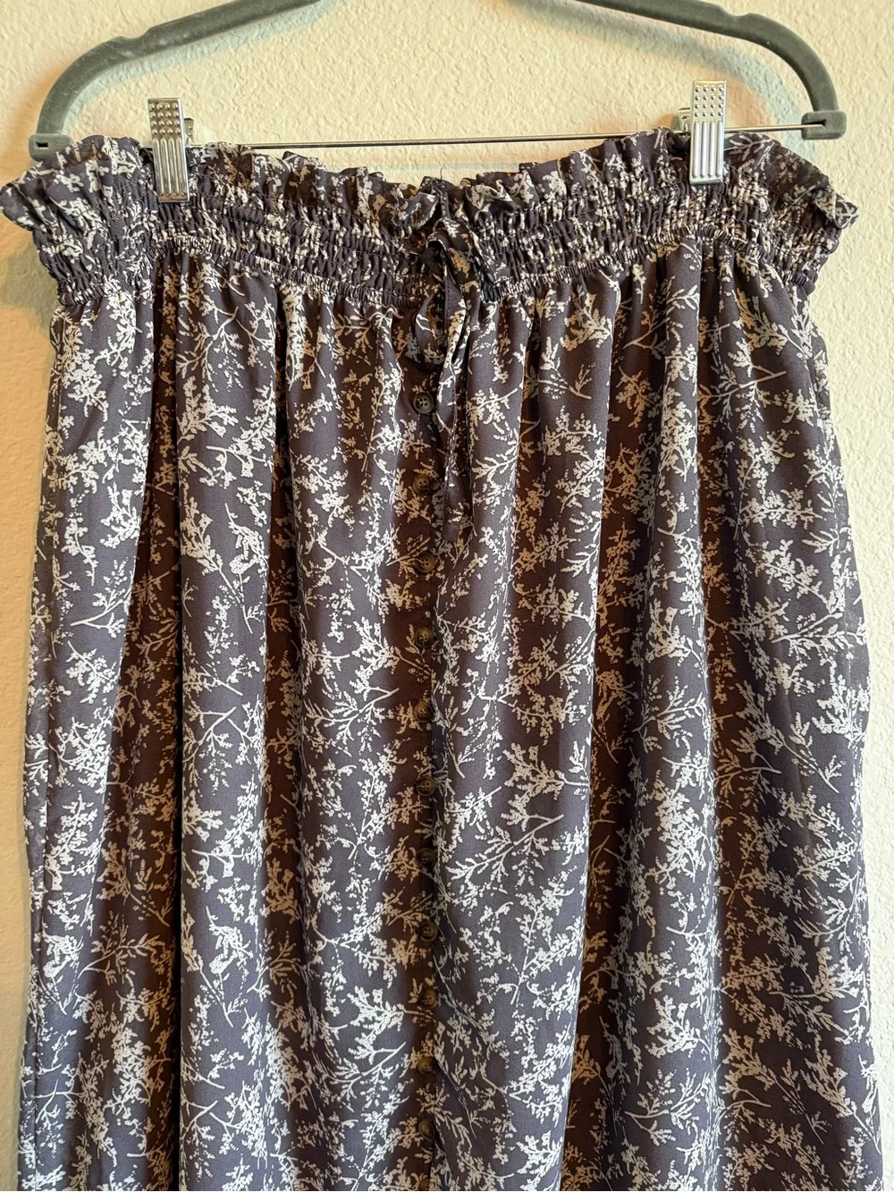 Mikarose Floral Grey White Ditsy Floral Smocked Elastic Waist Midi Skirt Sz XXL